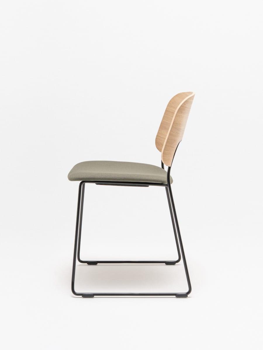 seating chair afi mdd q18 ral9005 natural oak veneer (4)