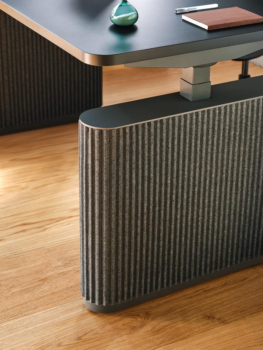 desks-ogi-drive-mdd-black-ral7043-felt-anthracite_1